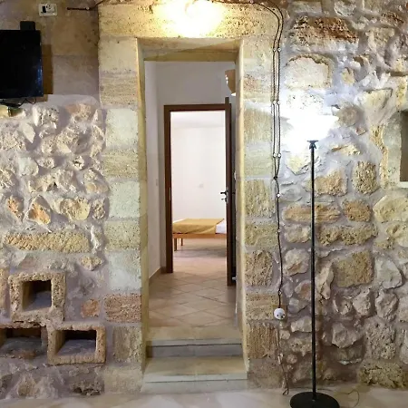 Il Borgo Con Piscina アパートホテル トッレ・ヴァード