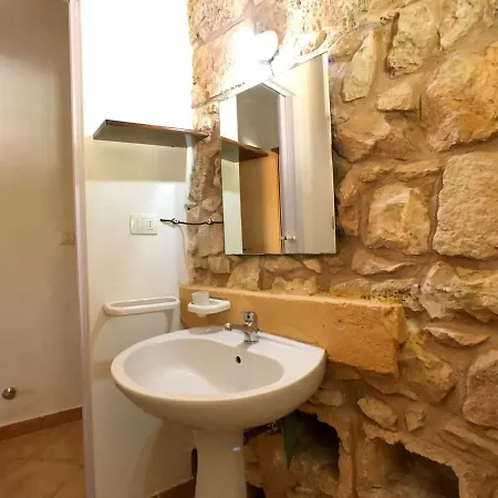 アパートホテル Il Borgo Con Piscina トッレ・ヴァード