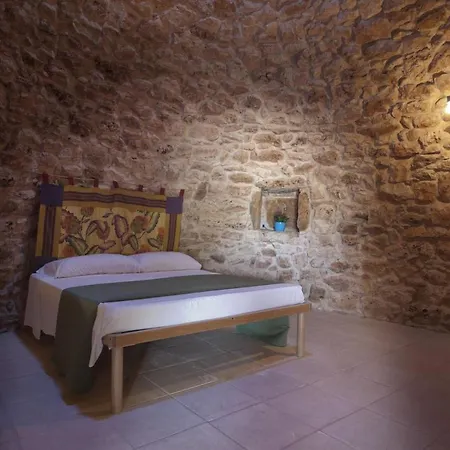 Il Borgo Con Piscina * トッレ・ヴァード