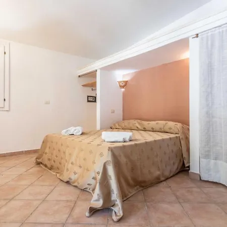アパートホテル Il Borgo Con Piscina トッレ・ヴァード
