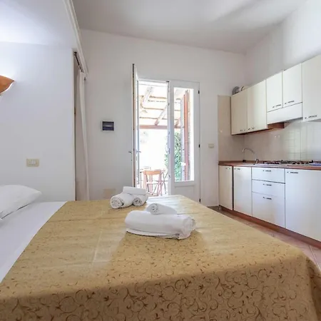 Il Borgo Con Piscina شقة فندقية *